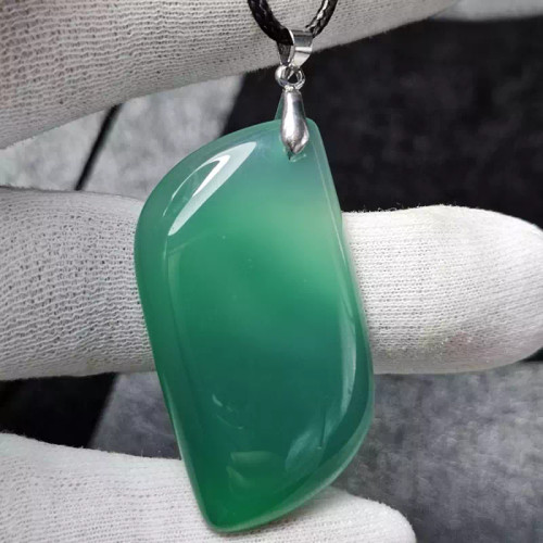 گردن آویز سنگ عقیق سبز معدنی کد 32290